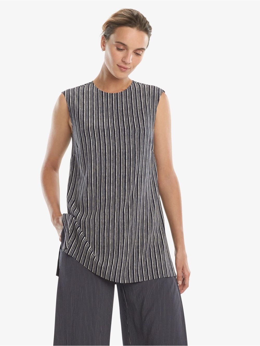 MM LAFLEUR The Nell Top—Thick Stripe Sleeveless Tunic Tank Size Medium Navy